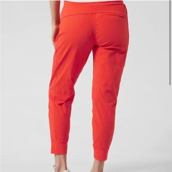 Athleta TREKKIE NORTH HIGH RISE JOGGER Gorpcore Size 0 - Picture 13 of 14